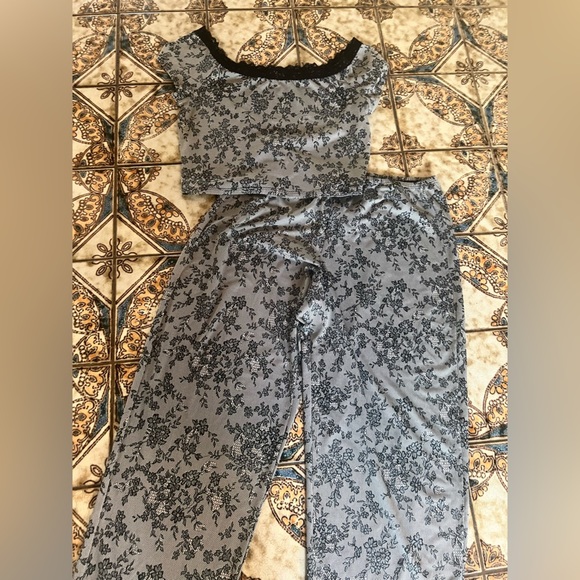 Victoria’s Secret vintage Floral Chantilly lace Two-Piece Set large flirty crop - Picture 5 of 6